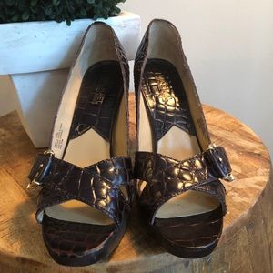Michael Kors heels with open toe brown size 7.5/8.